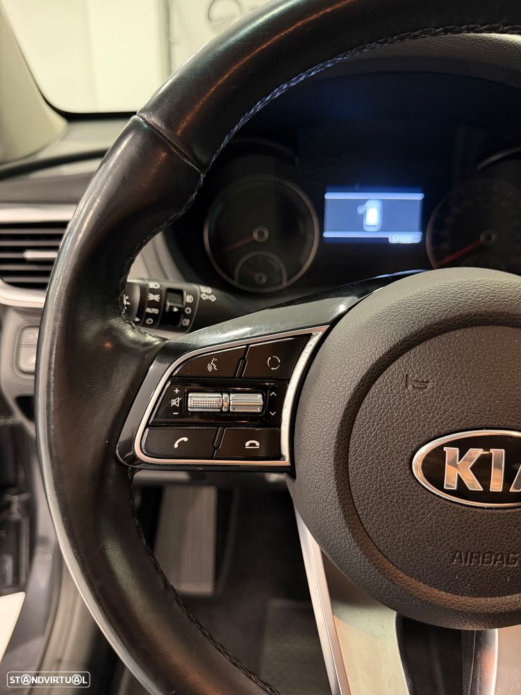 Kia Optima SW 2.0 CVVT PHEV - 24