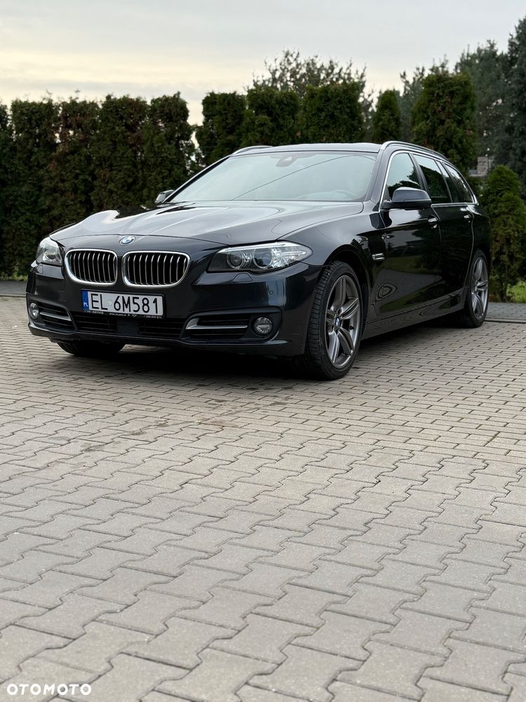 BMW Seria 5 530d xDrive Luxury Line - 2