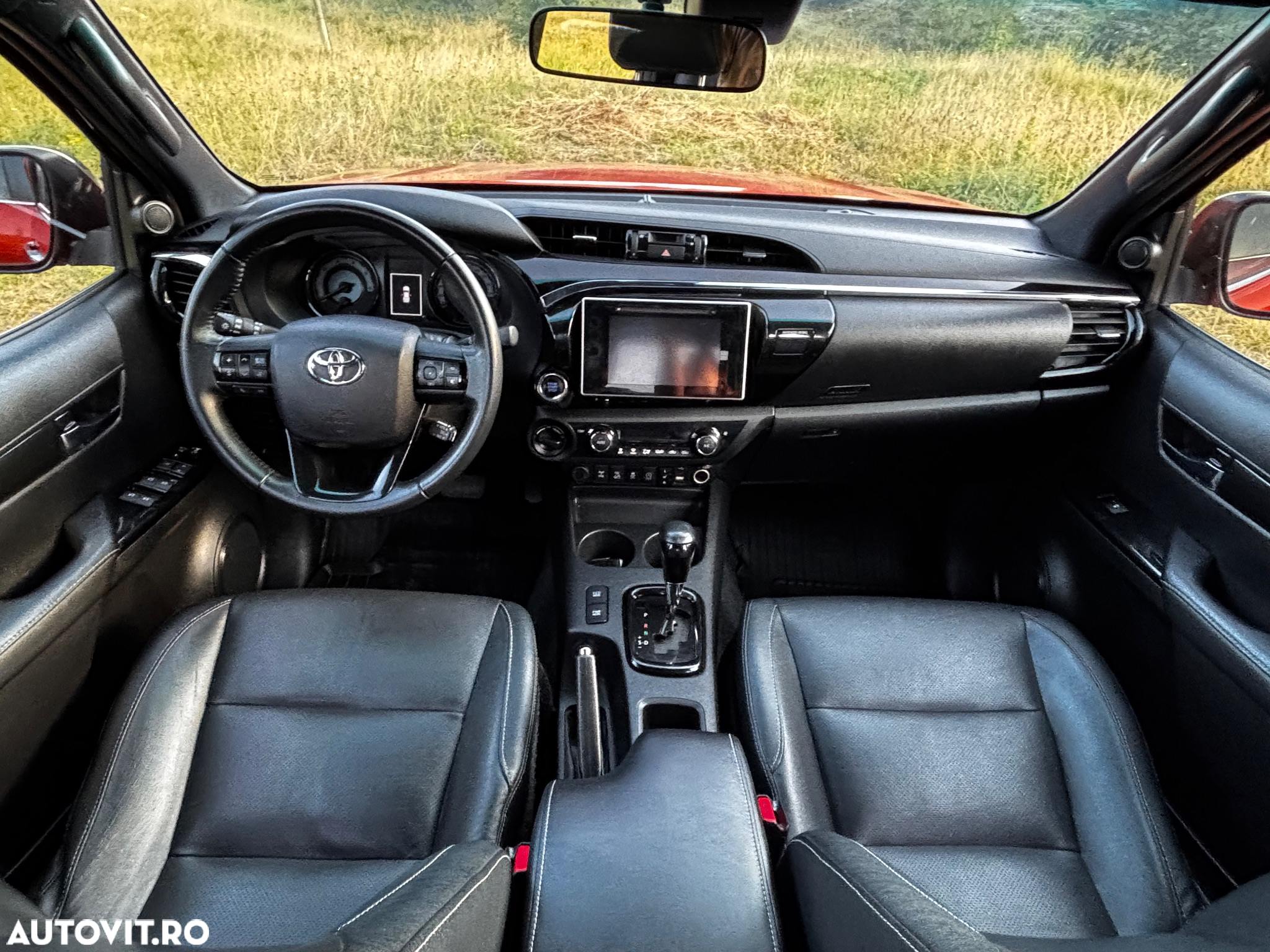 Toyota Hilux 4x4 Double Cab A/T Invincible - 8