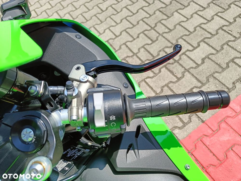 Kawasaki Ninja - 12