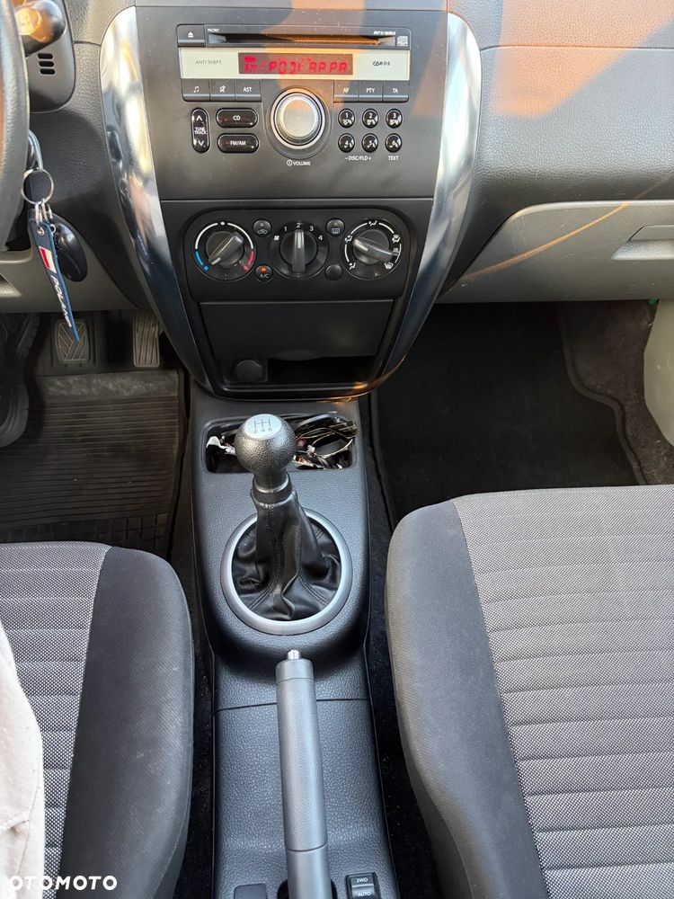 Suzuki SX4 1.6 Comfort 4WD - 22