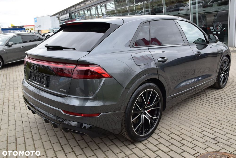 Audi Q8 - 5