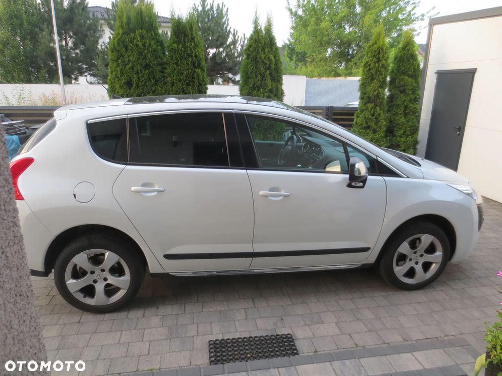 Peugeot 3008 2.0 HDi Allure - 1