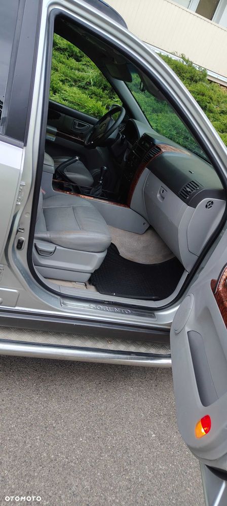 Kia Sorento - 5