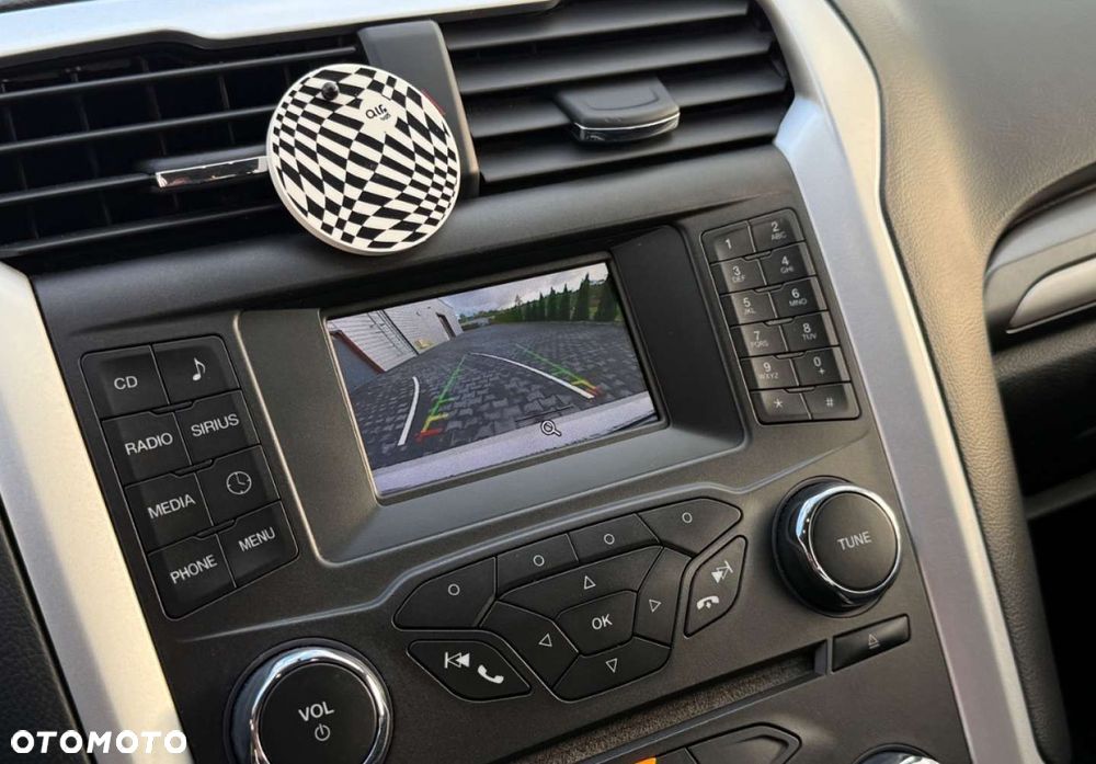 Ford Fusion - 29