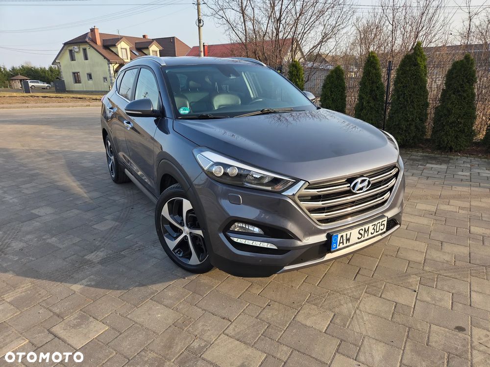 Hyundai Tucson 2.0 CRDI 4WD Automatik Premium - 2