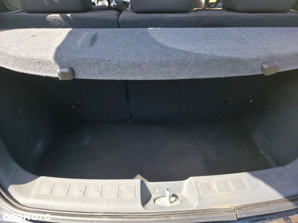 Mitsubishi Colt 1.1 Inform Cleartec - 17