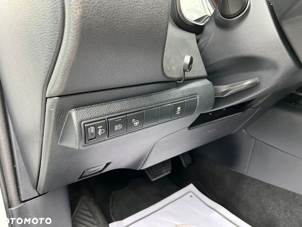 Toyota Corolla 1.8 Hybrid GR Sport - 24