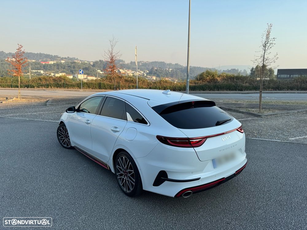 Kia ProCeed 1.6 T-GDI GT 7DCT - 3