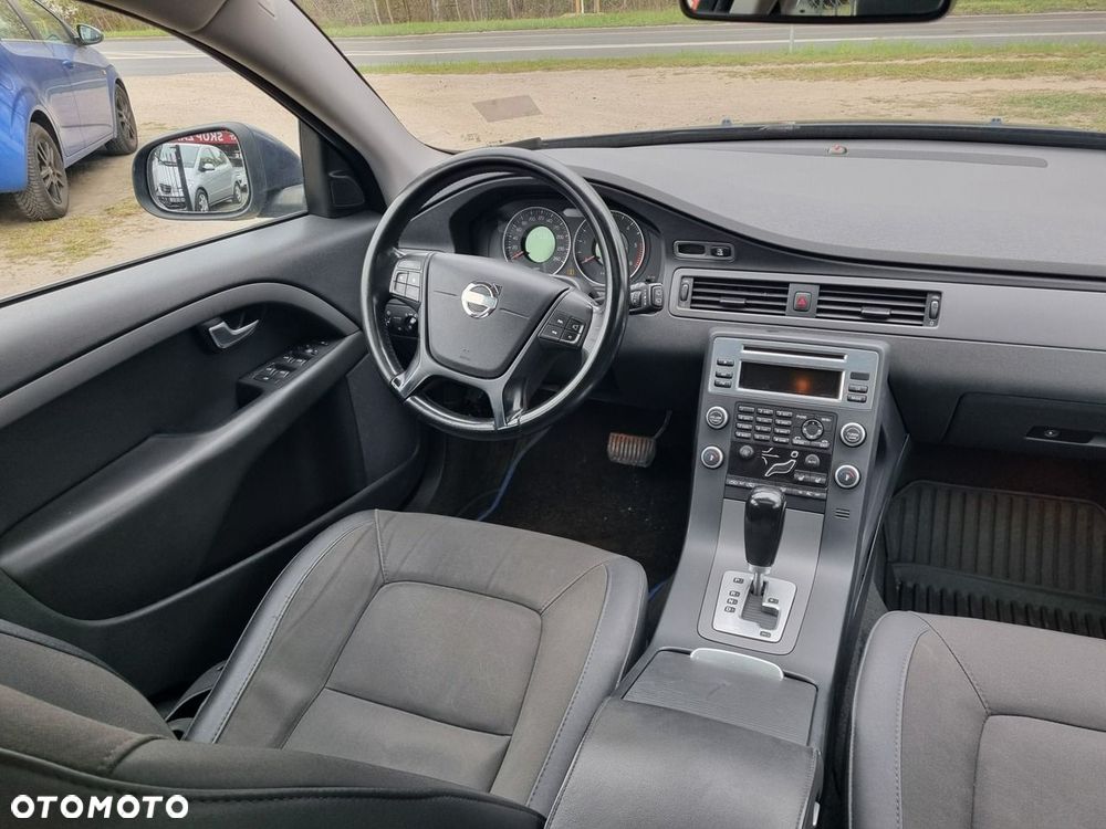 Volvo V70 - 16