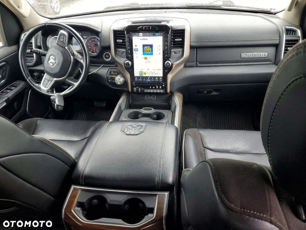 RAM 1500 5.7 Crew Cab Limited - 8