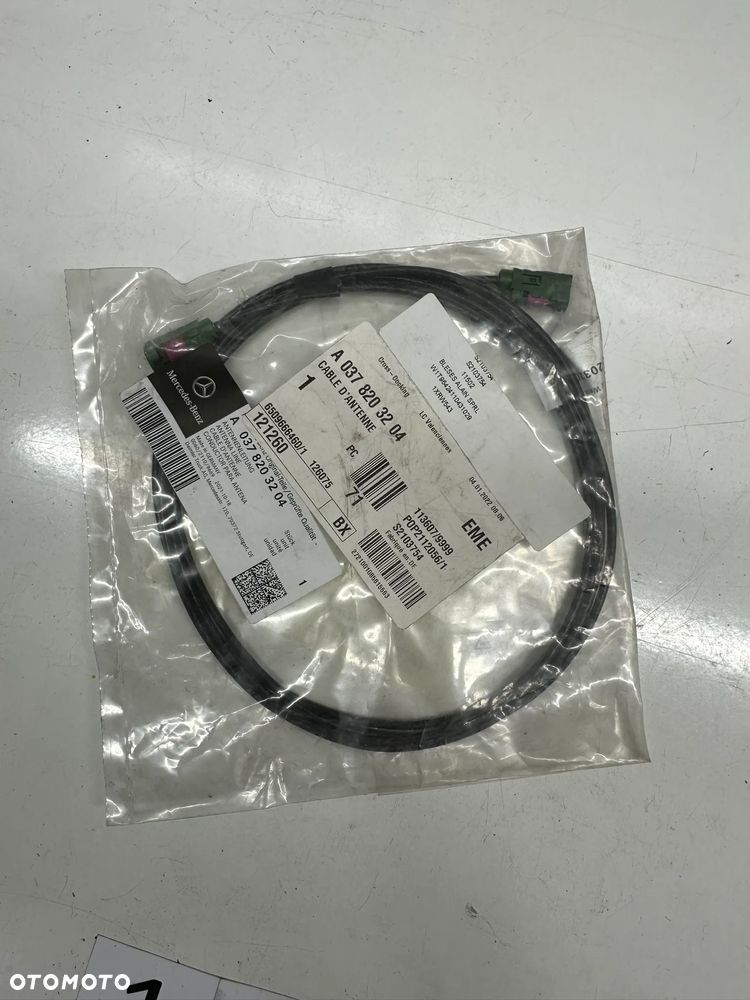 Kabel antenowy Mercedes 0378203204 - 2