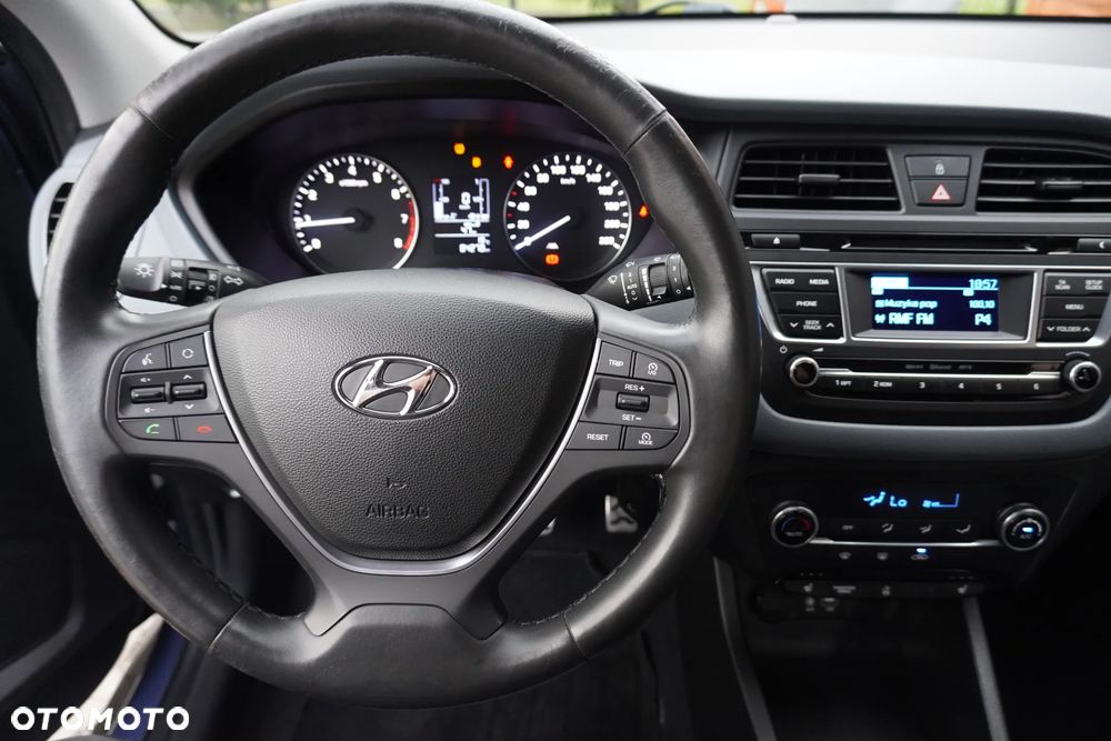 Hyundai i20 blue 1.0 T-GDI Active Passion Plus - 18