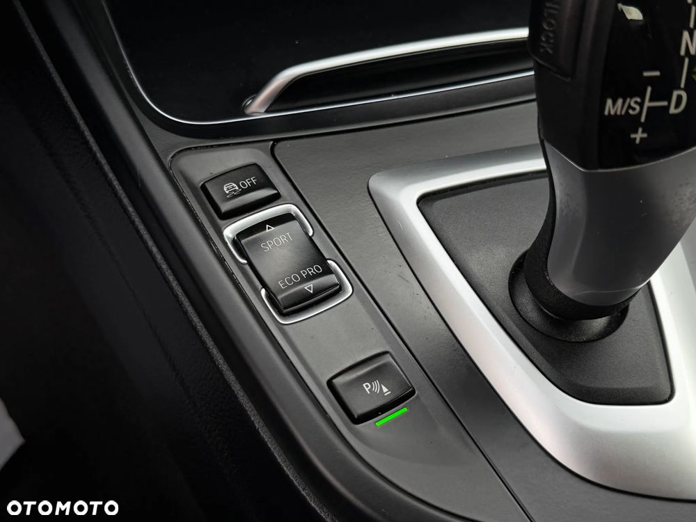 BMW 3GT 320d xDrive M Sport - 21