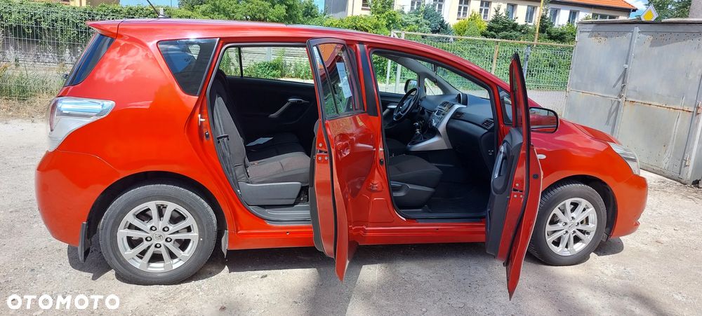 Toyota Verso 1.8 Edition - 5