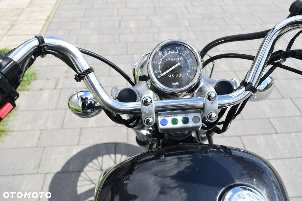 Yamaha XV - 12