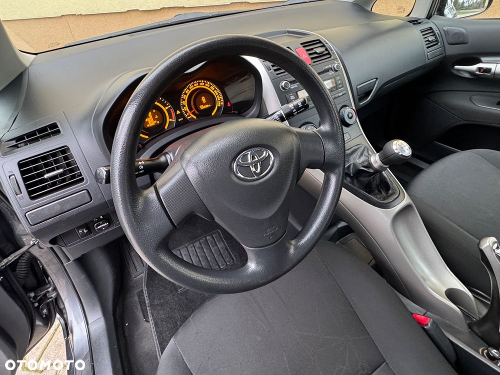 Toyota Auris 1.4 D-4D - 14