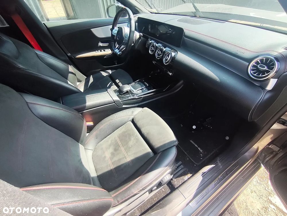 Mercedes-Benz CLA AMG 45 4Matic+ AMG Speedshift 8G-DCT - 5