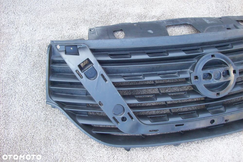 grill nissan nv 300 - 2