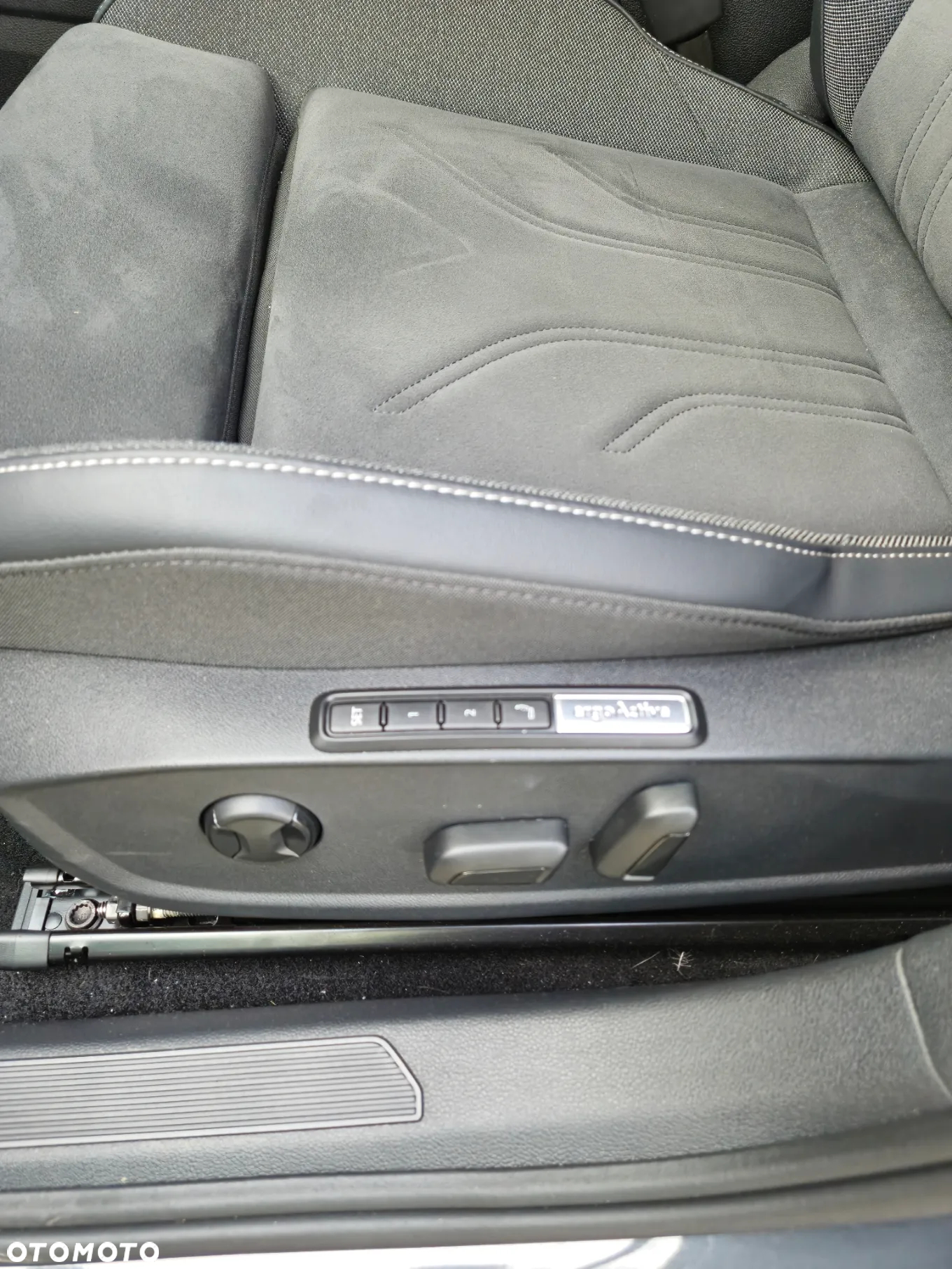 Volkswagen Golf - 9
