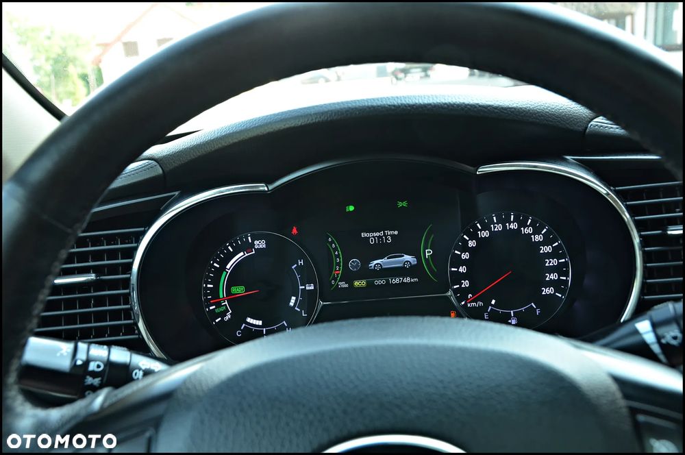 Kia Optima - 38