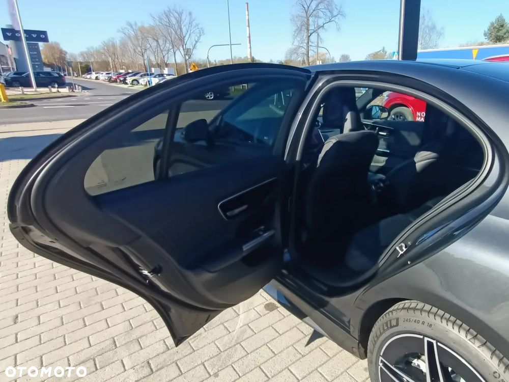 Mercedes-Benz Klasa C - 16