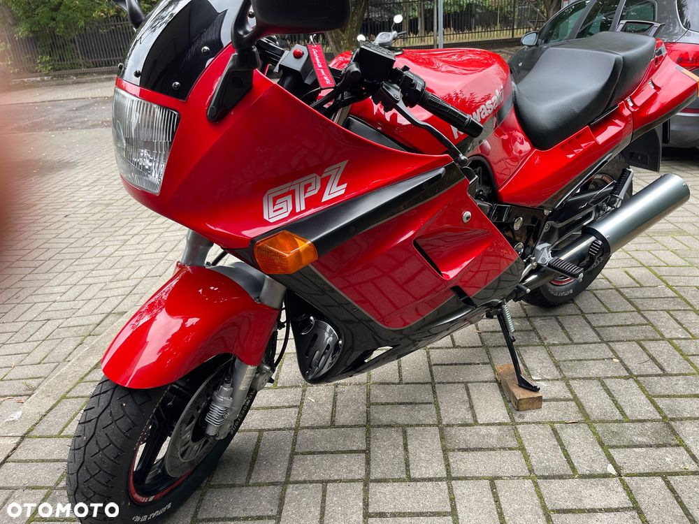 Kawasaki GPZ - 3