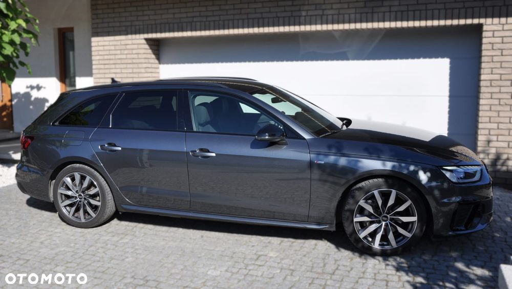 Audi A4 Avant - 1