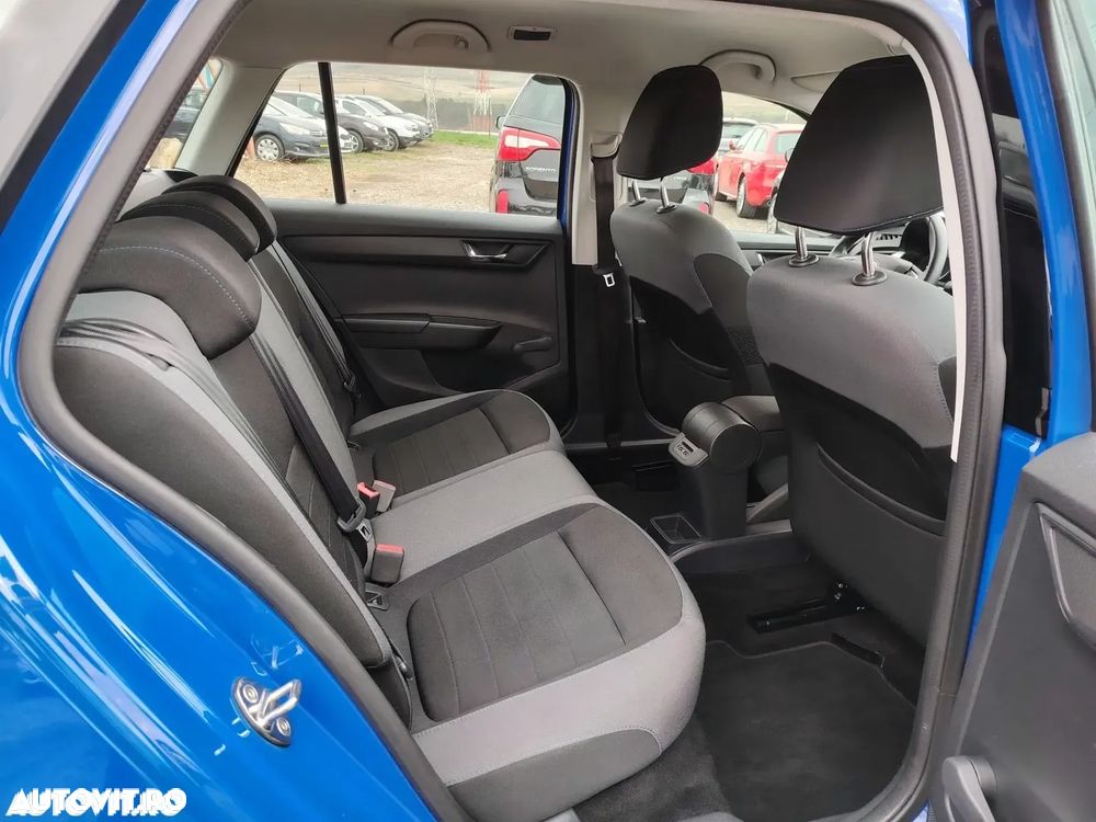 Skoda Fabia 1.0 TSI Ambition - 12