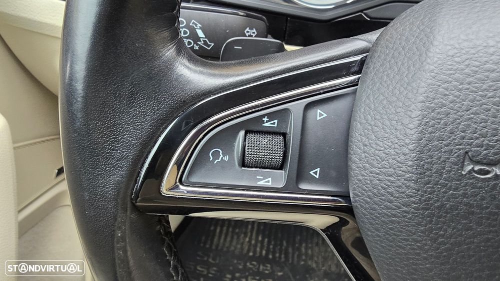 Skoda Superb Break 2.0 TDI Laurin&Klement DSG - 16