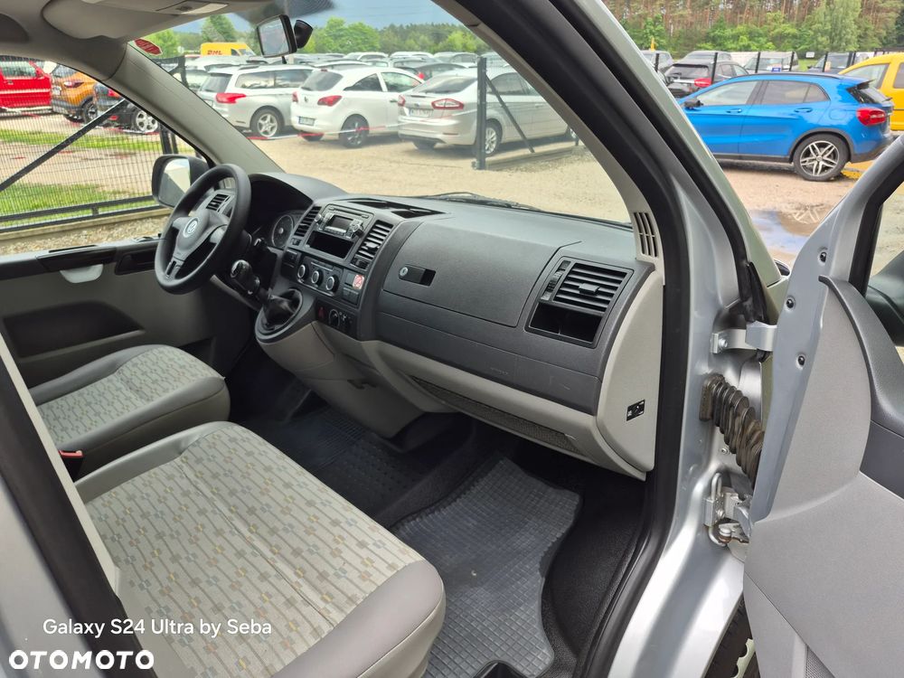 Volkswagen Transporter - 22