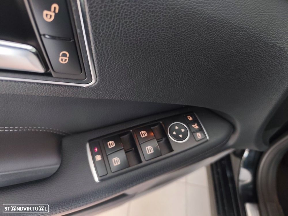 Mercedes-Benz E 220 BlueTEC Avantgarde - 17