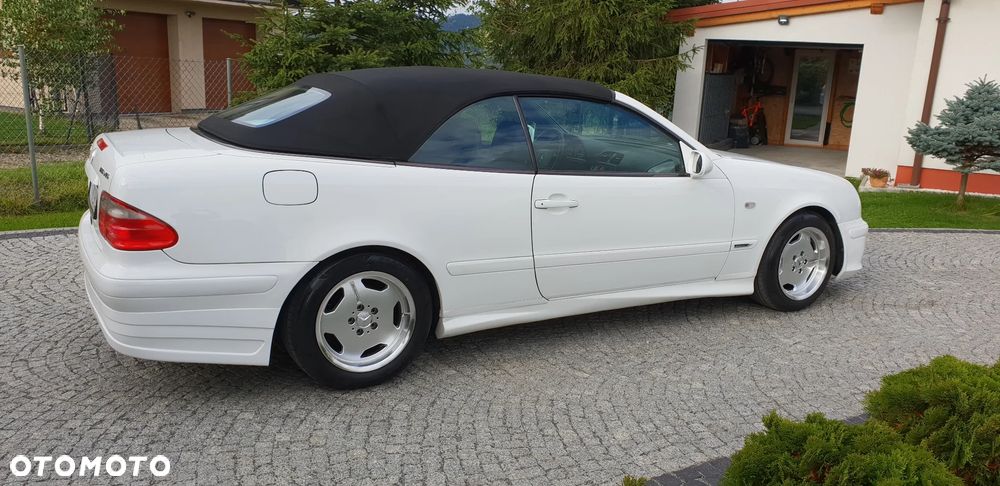 Mercedes-Benz CLK - 2