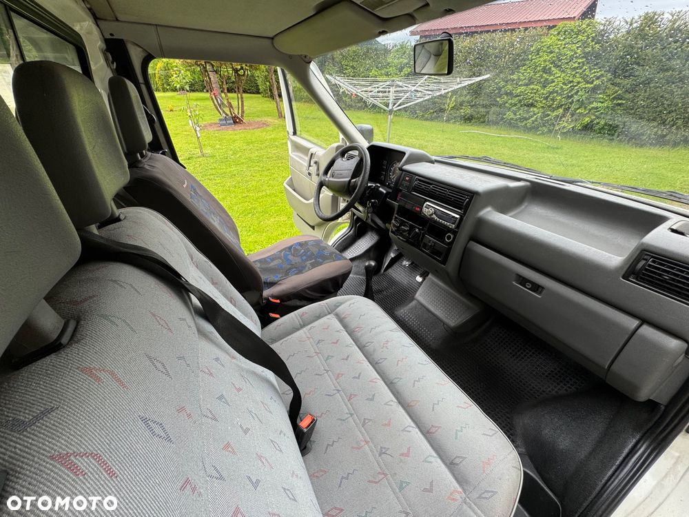 Volkswagen Transporter T4 2,5 TDI LONG Długi Zadbana ZDROWY - 12