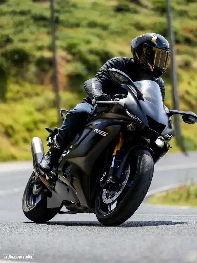 Yamaha YZF R6 - 3