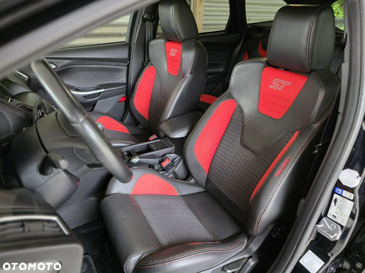 Ford Focus 2.0 EcoBoost ST - 12