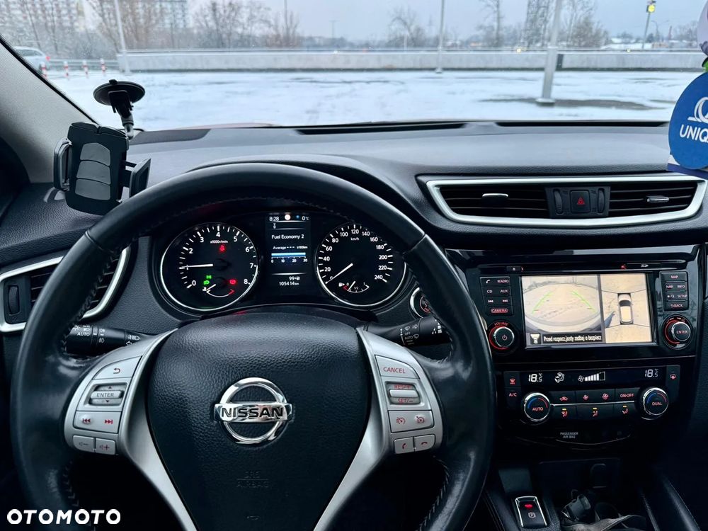 Nissan Qashqai 1.6 DIG-T N-Connecta - 8