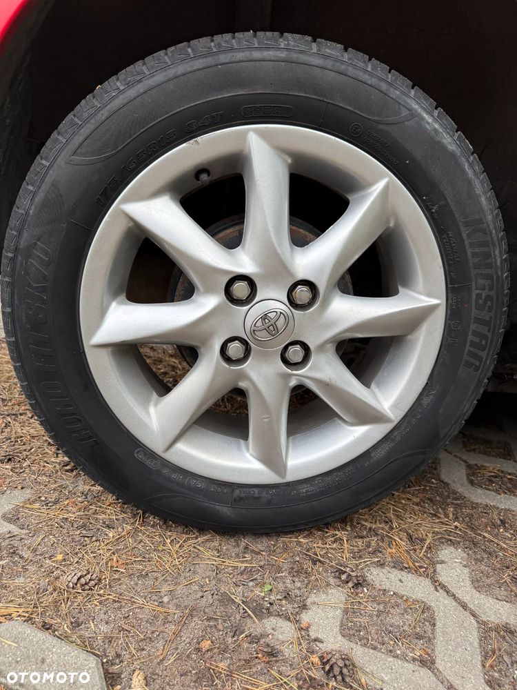 Toyota Yaris 1.0 Luna A/C - 26