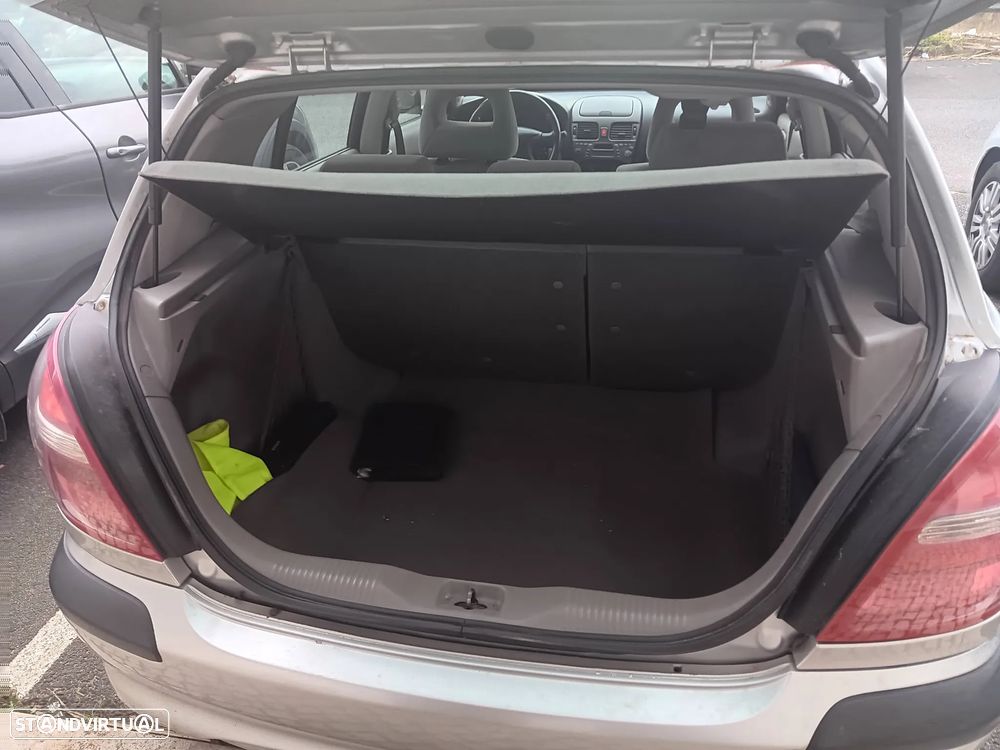 Nissan Almera 1.5 Comfort AC - 5
