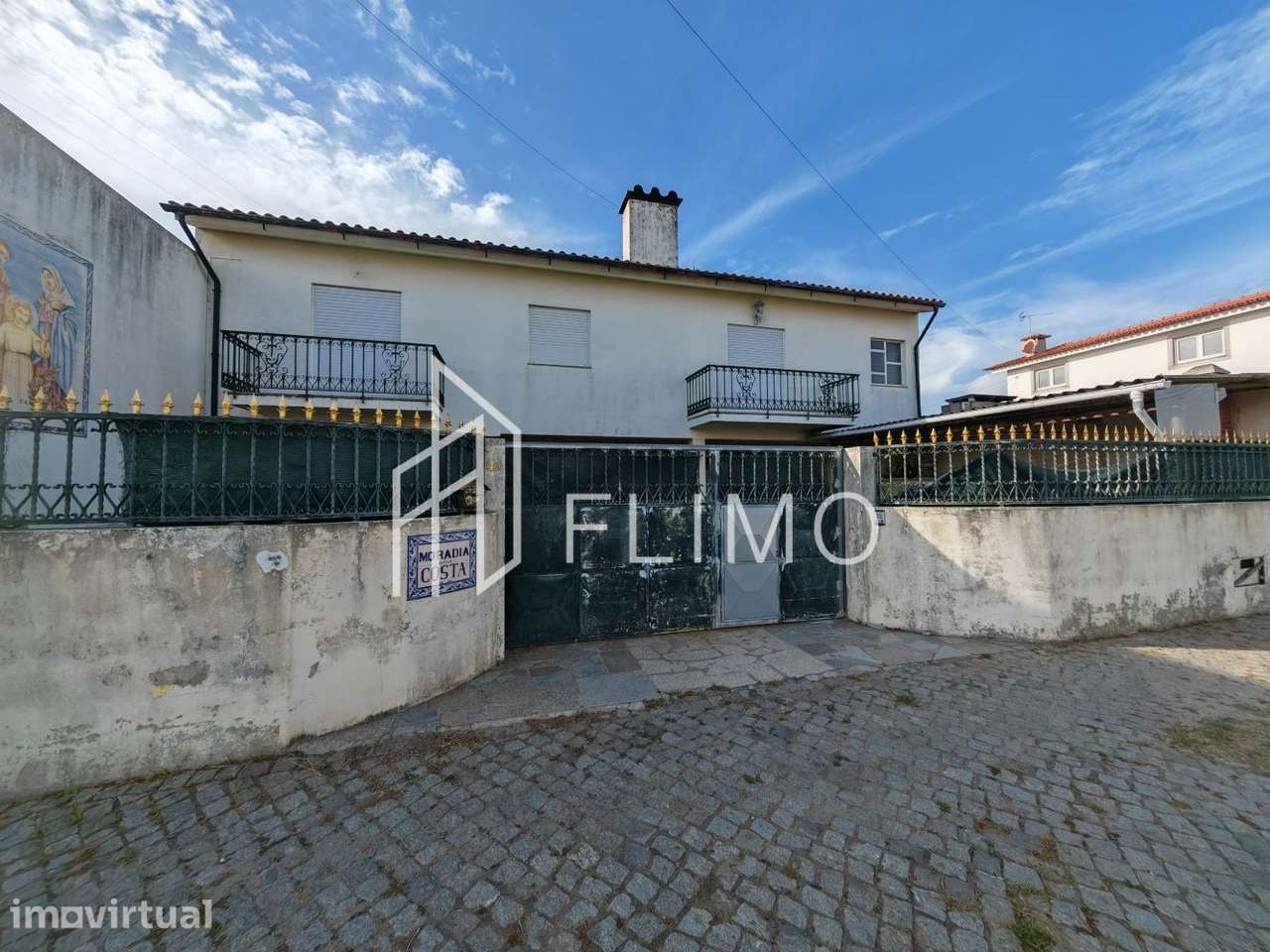 Moradia T4 com potencial Bifamiliar - Grande imagem: 3/36