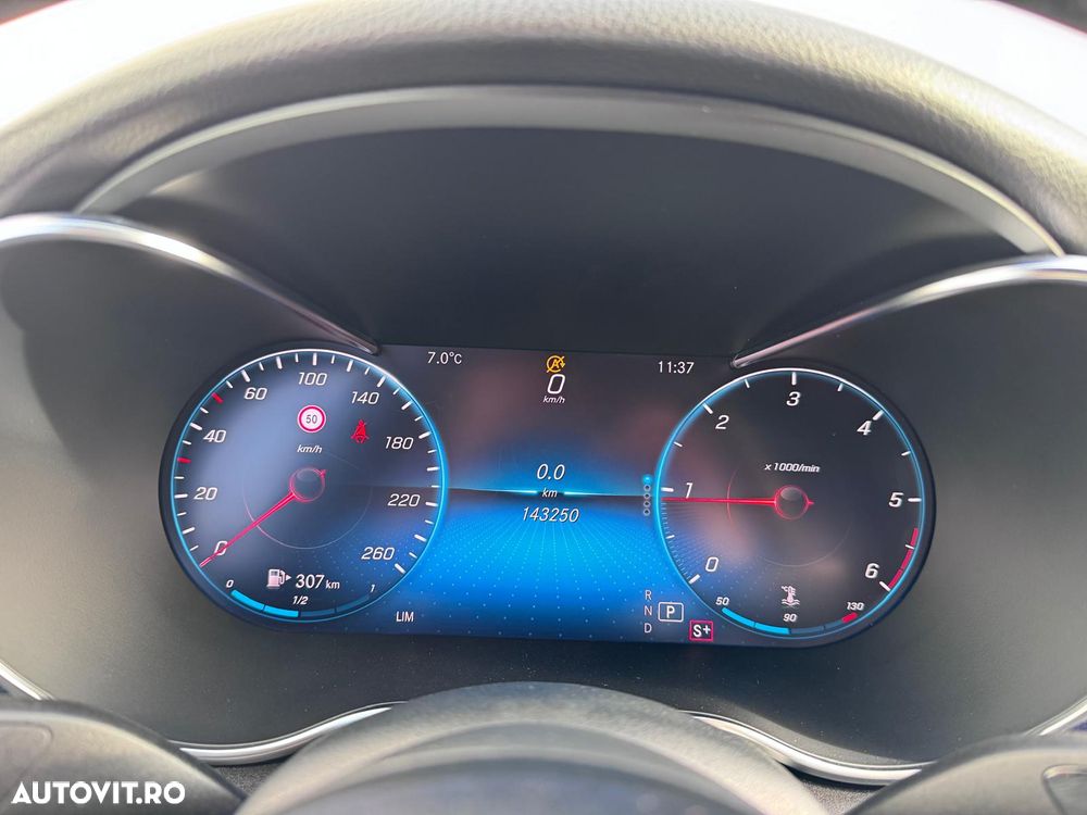 Mercedes-Benz C 220 d 4MATIC Aut - 27