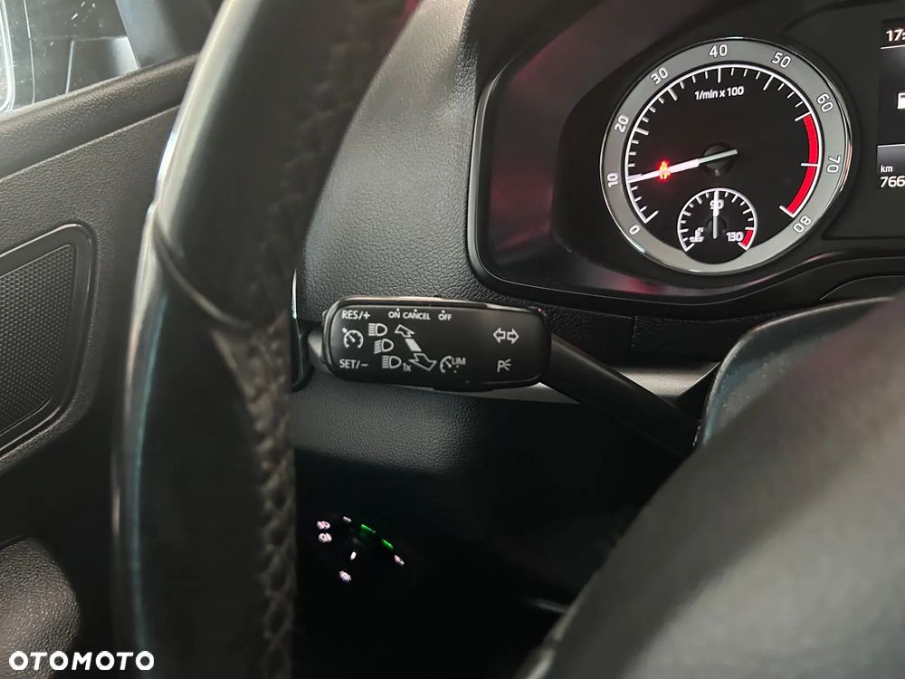 Skoda Karoq 1.0 TSI ACT Tour - 34