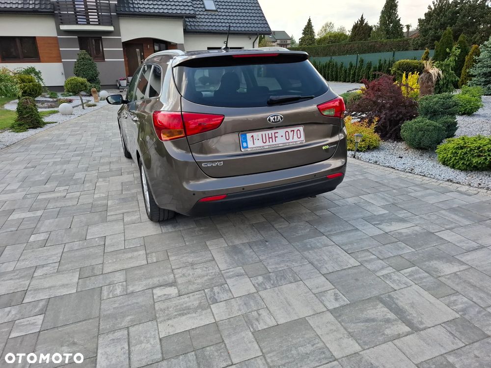 Kia Ceed 1.6 CRDi Spirit - 8