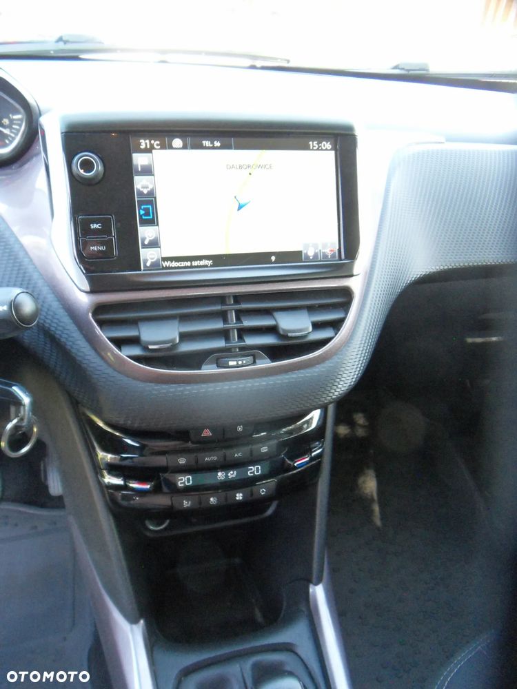 Peugeot 2008 1.2 Pure Tech Active S&S - 18