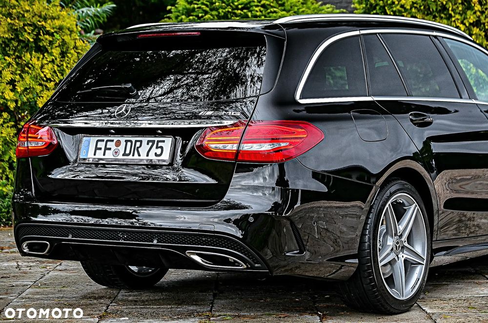 Mercedes-Benz Klasa C 250 T 9G-TRONIC AMG Line - 7