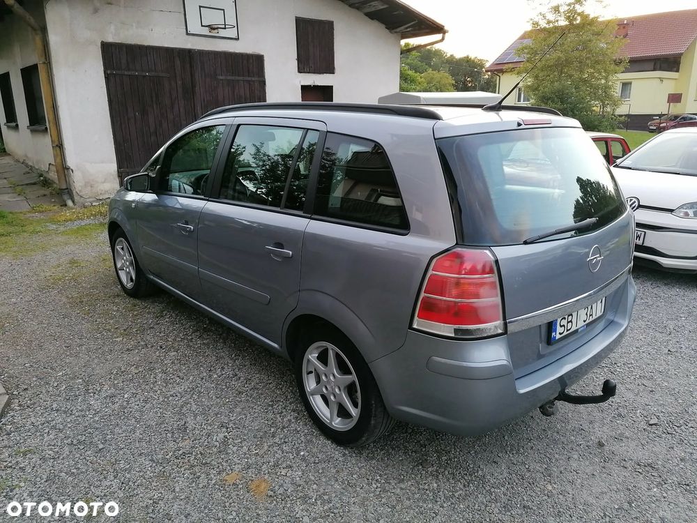Opel Zafira 1.9 CDTI Cosmo - 5