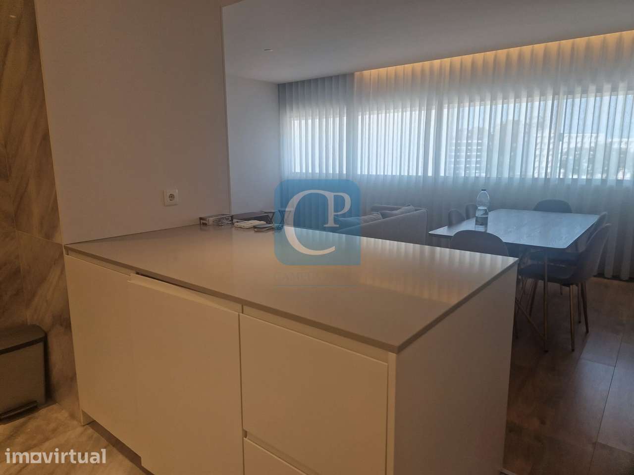 Apartamento T1Kit mobilado e equipado no Edifício Acquadalva - Grande imagem: 4/16