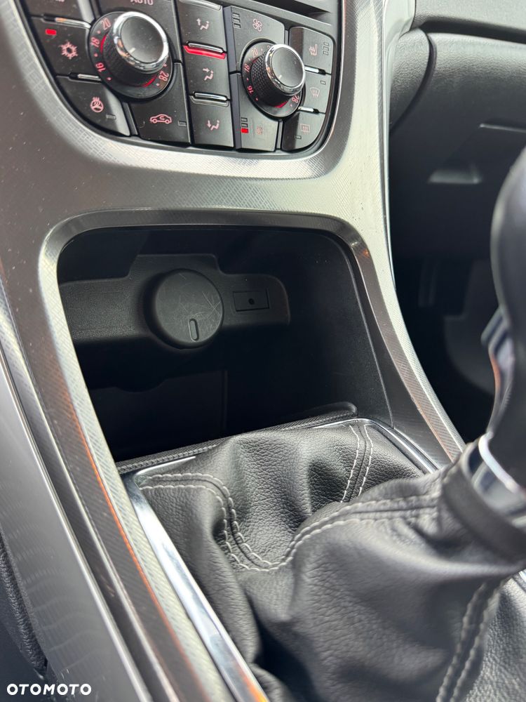Opel Astra 1.4 T Cosmo S&S - 39