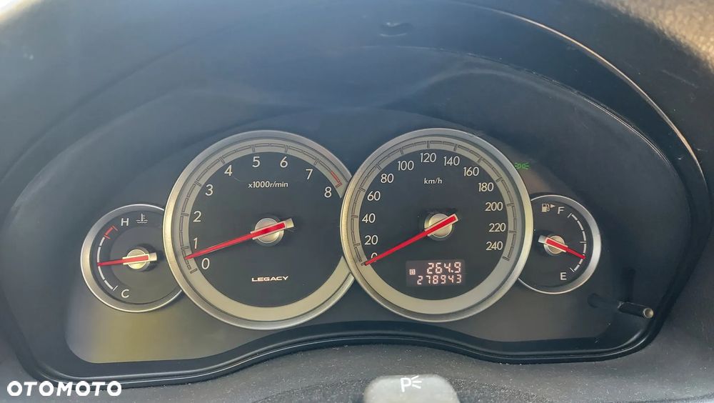 Subaru Legacy - 15