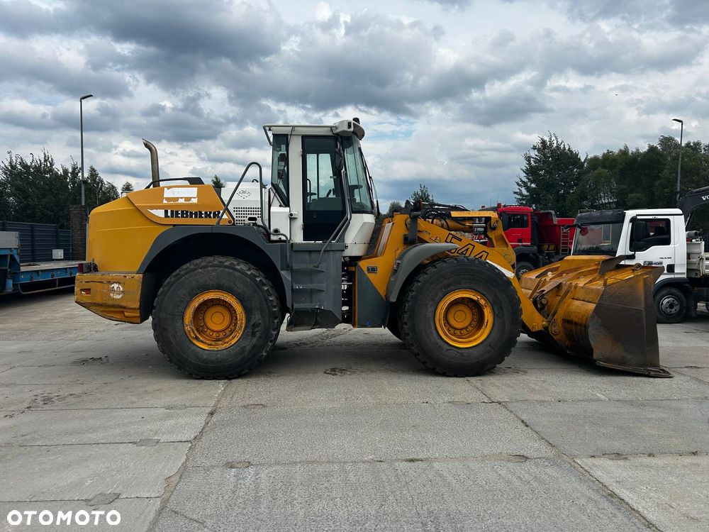 Liebherr 544 - 3